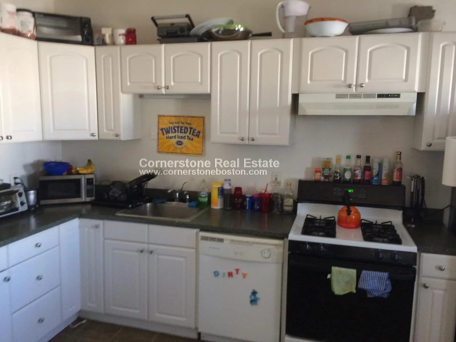 55 Hillside St, Mission Hill