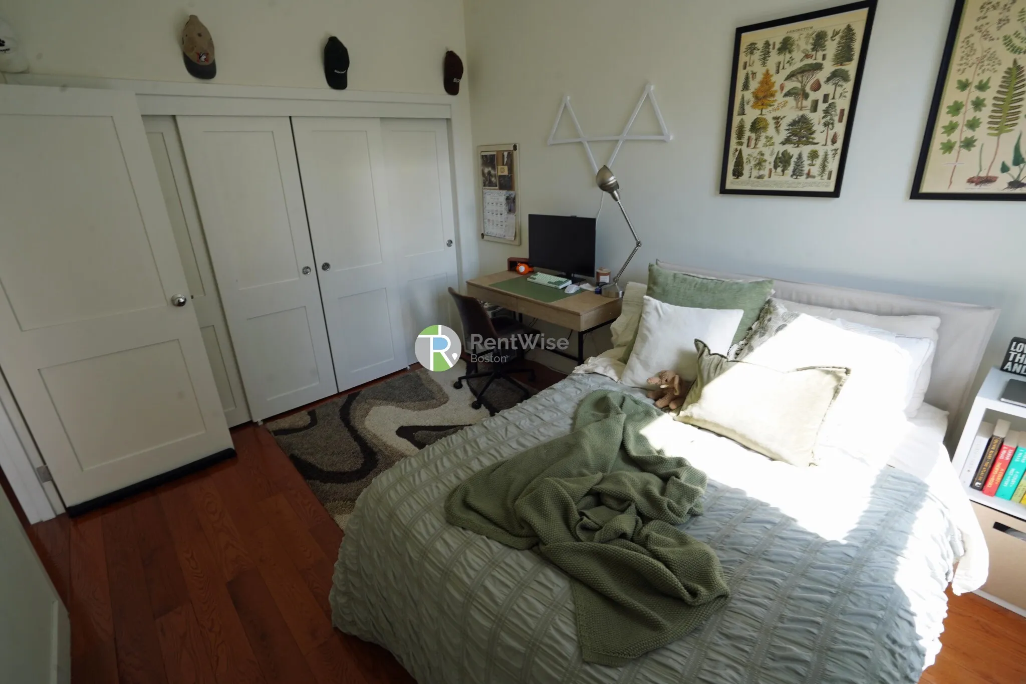 525 Massachusetts Ave, Roxbury