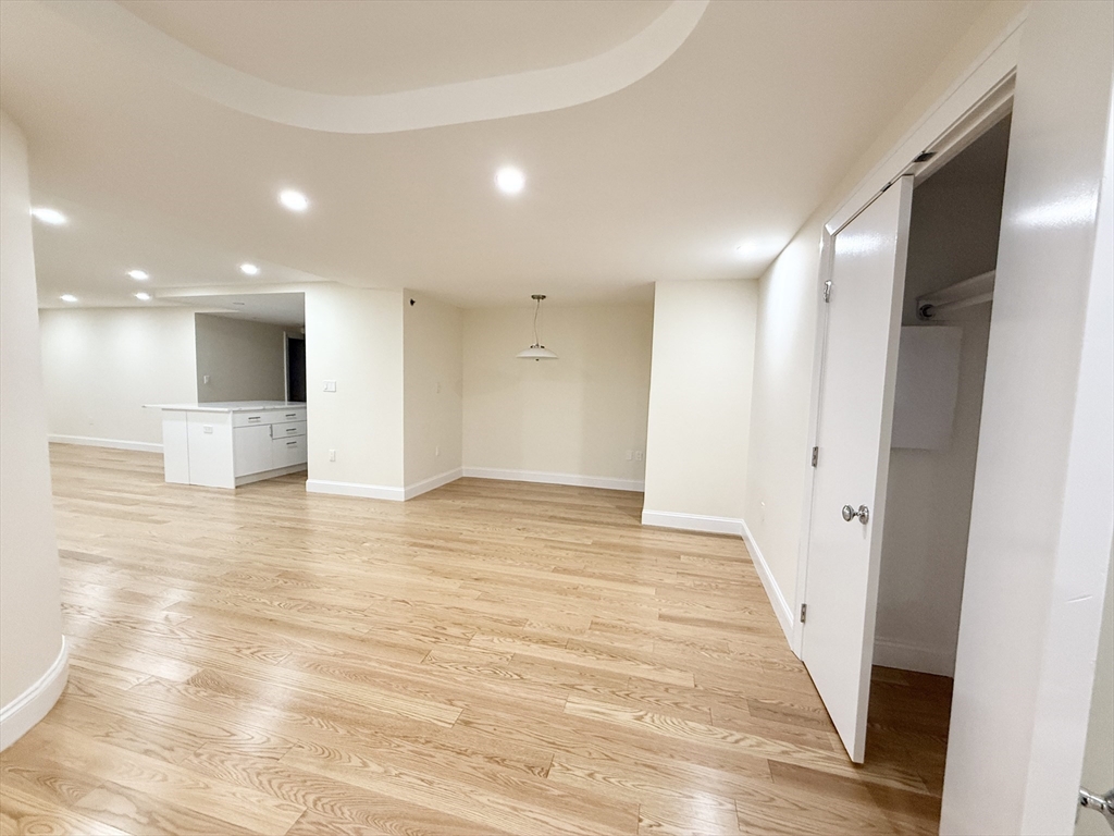 165 Tremont St, Midtown