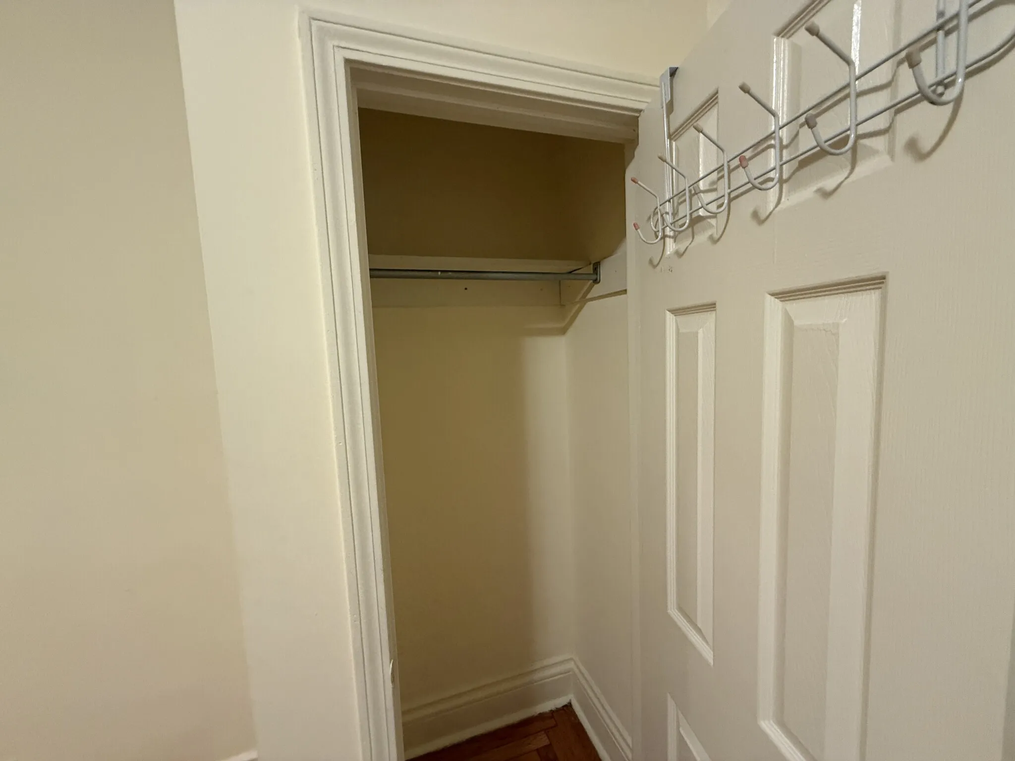 28 Queensberry St, Fenway