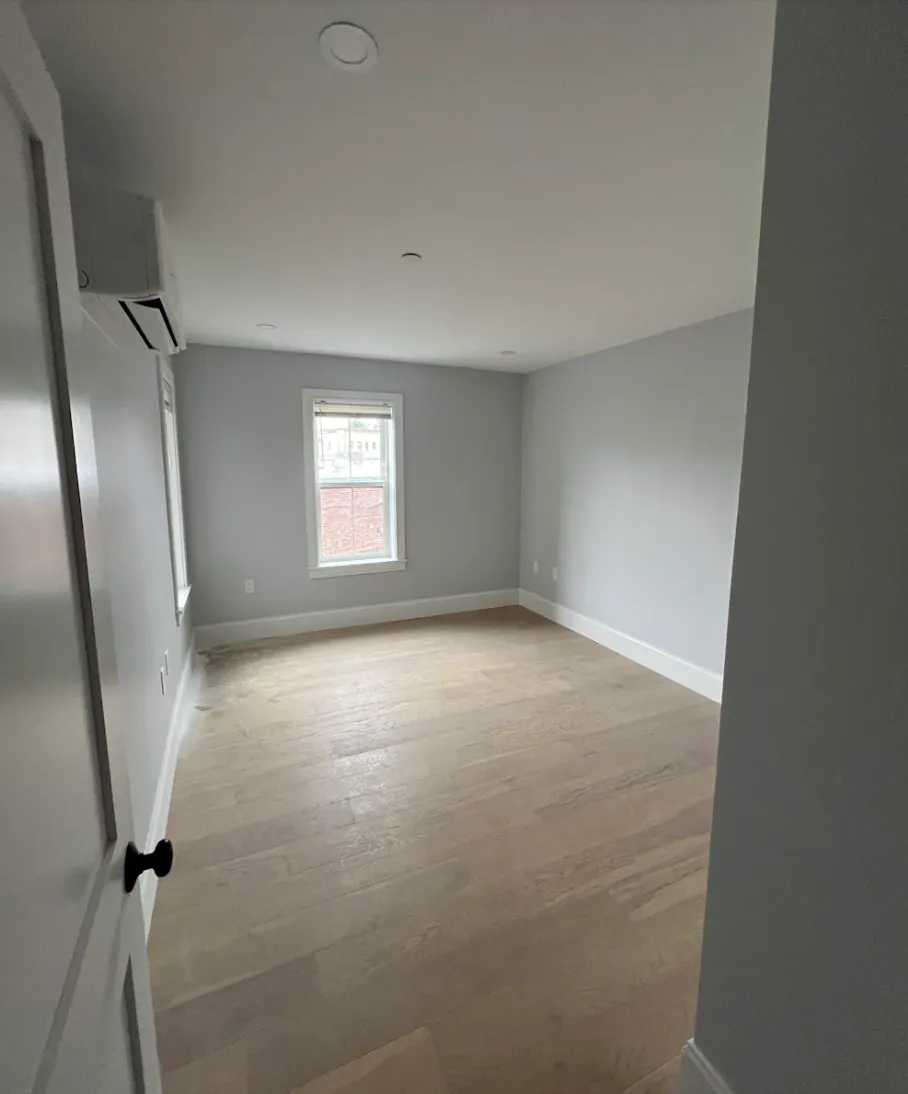 425 Market St, Oak Square