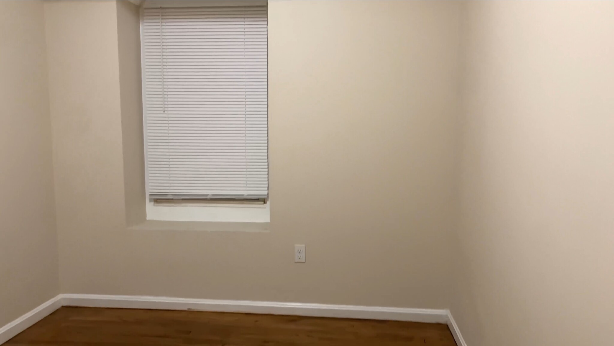 712 Shawmut Ave, Roxbury