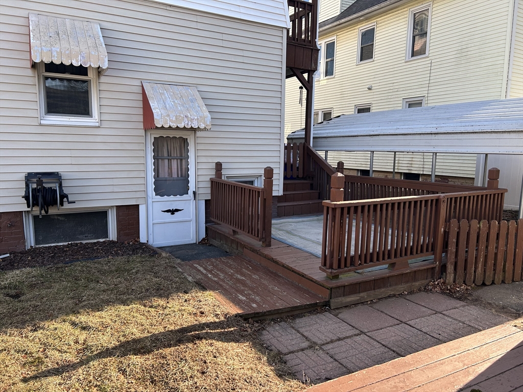 196 W Franklin St, Holyoke