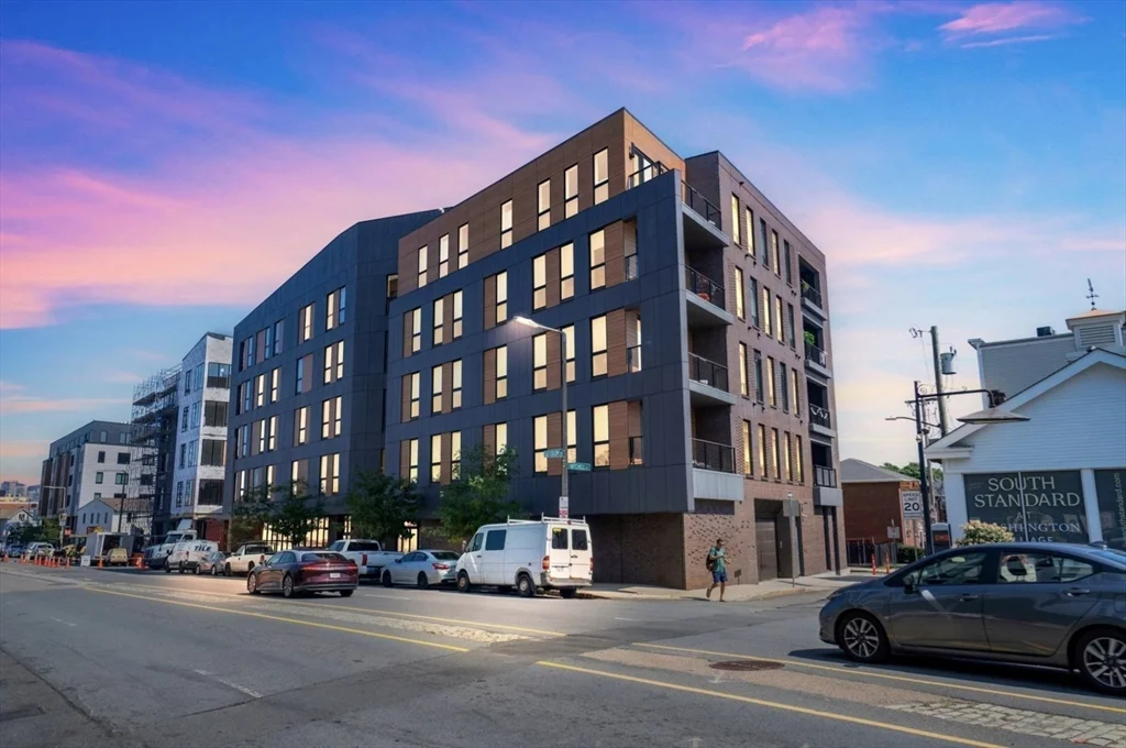 232 Old Colony Ave, South Boston