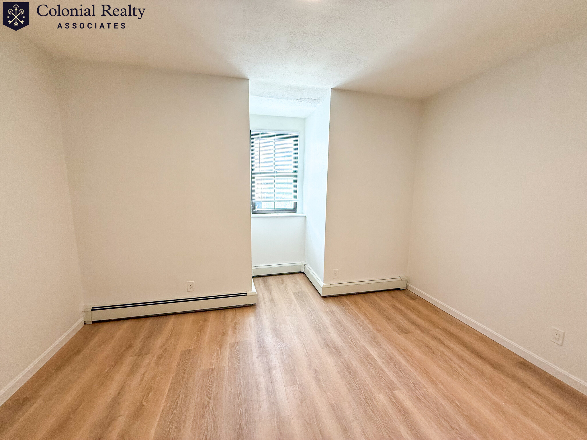 523 Massachusetts Ave, South End