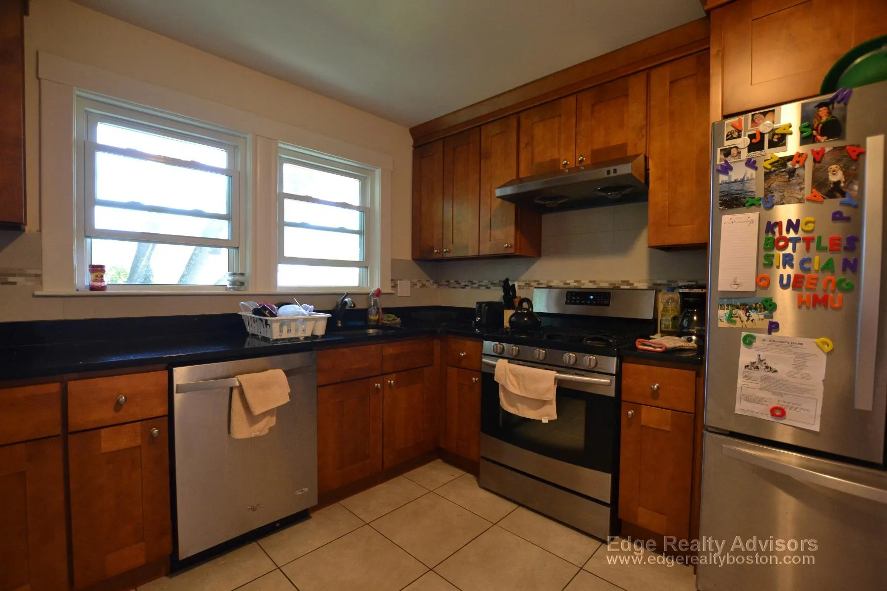 6 Cenacle Rd, Brighton