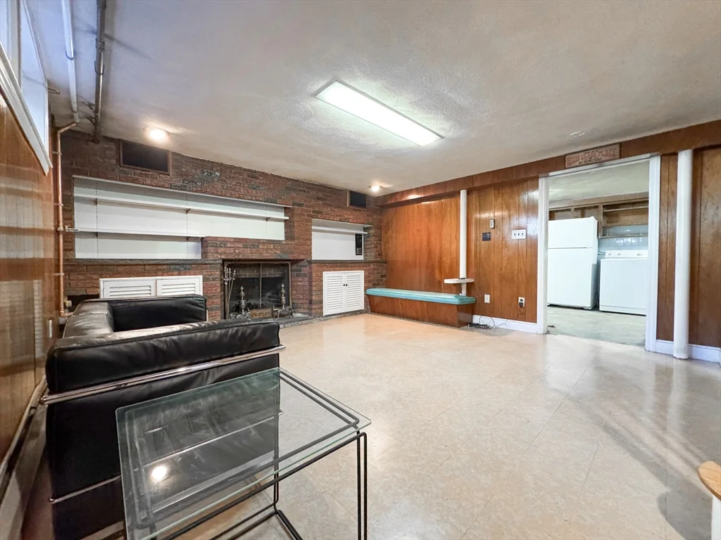 40 Walter St, East Lynn