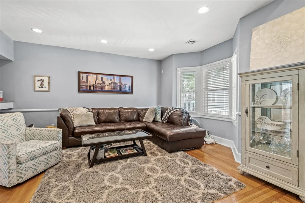 171 H St, South Boston
