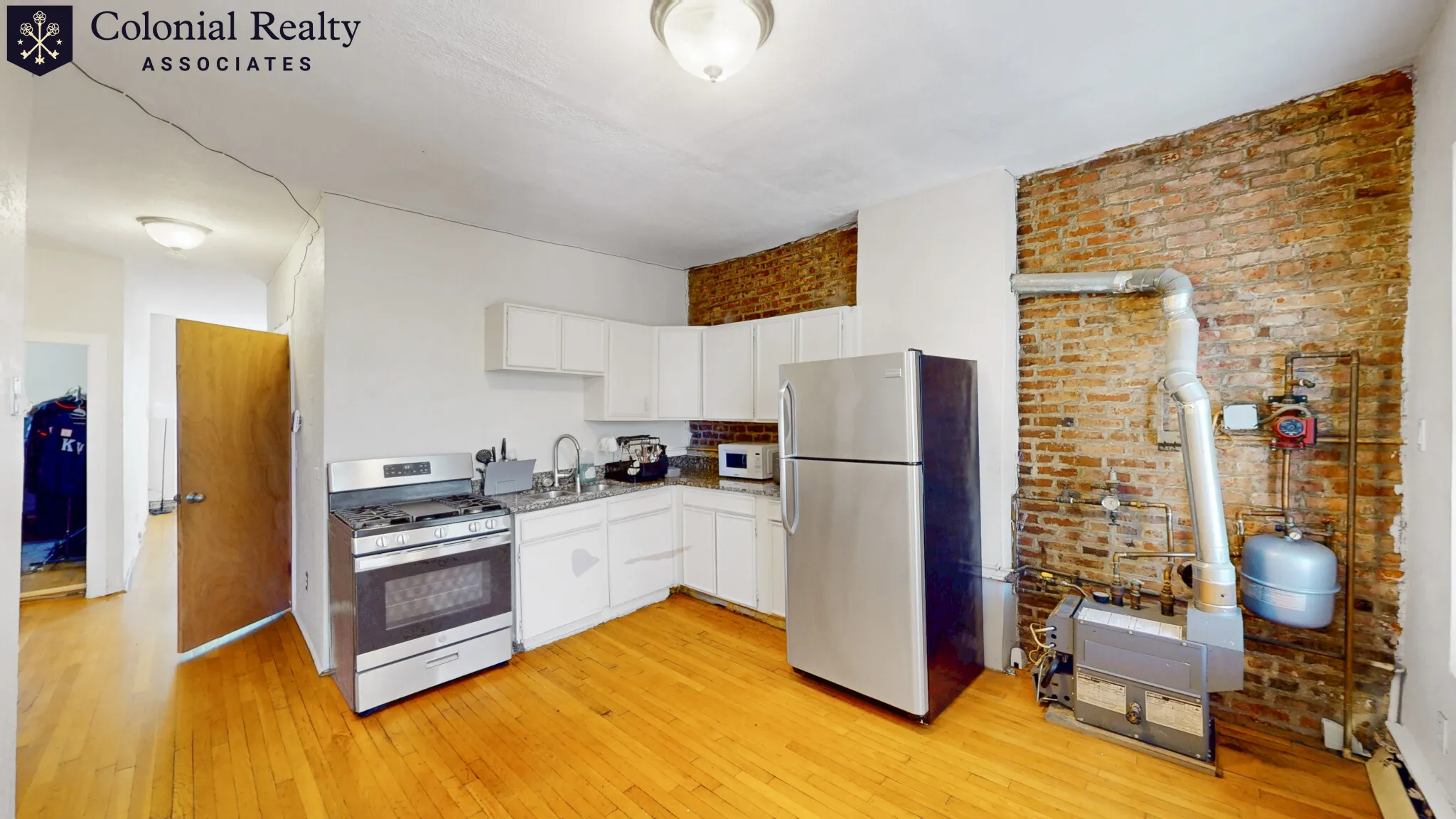 88 Hammond St, Roxbury