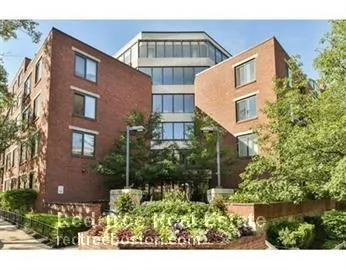 85 Brainerd Rd, Brighton