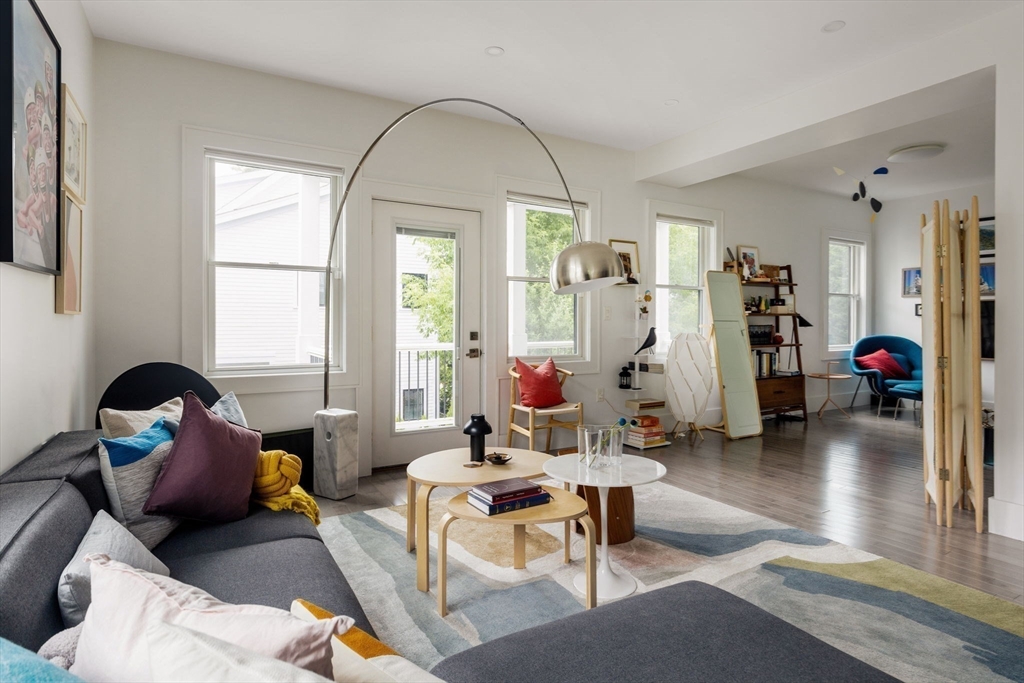 37 Claremon St, Davis Square