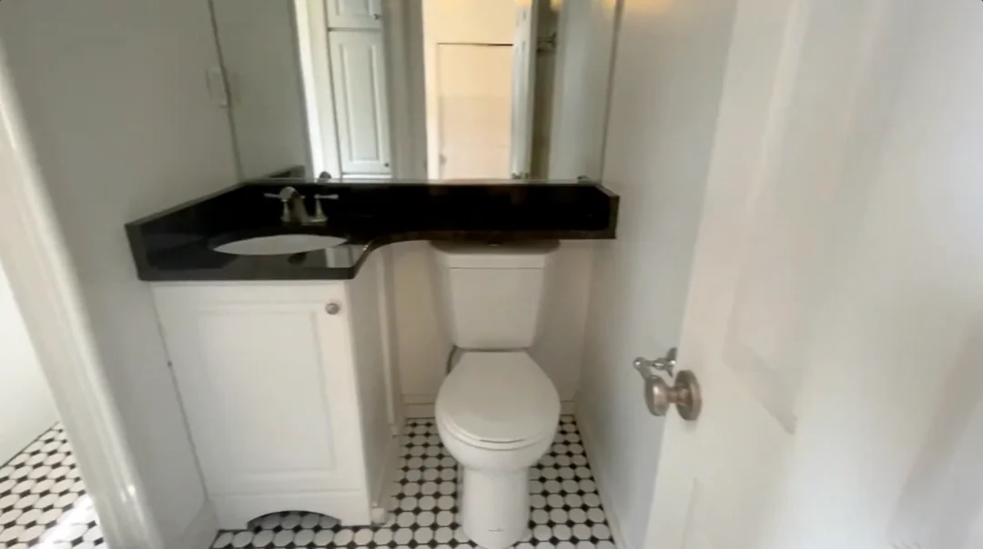 58 Hemenway St, Fenway