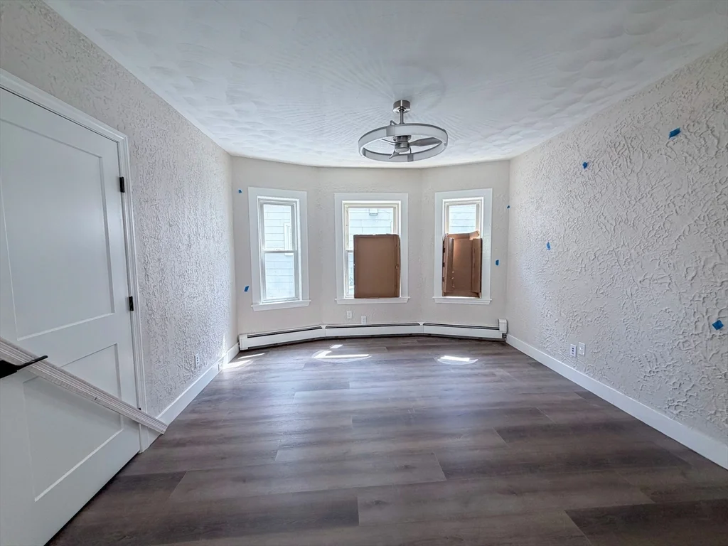 35 Eliot St, Medford