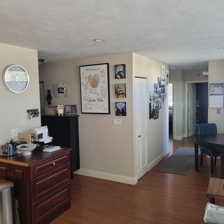 935 Washington St, Newtonville