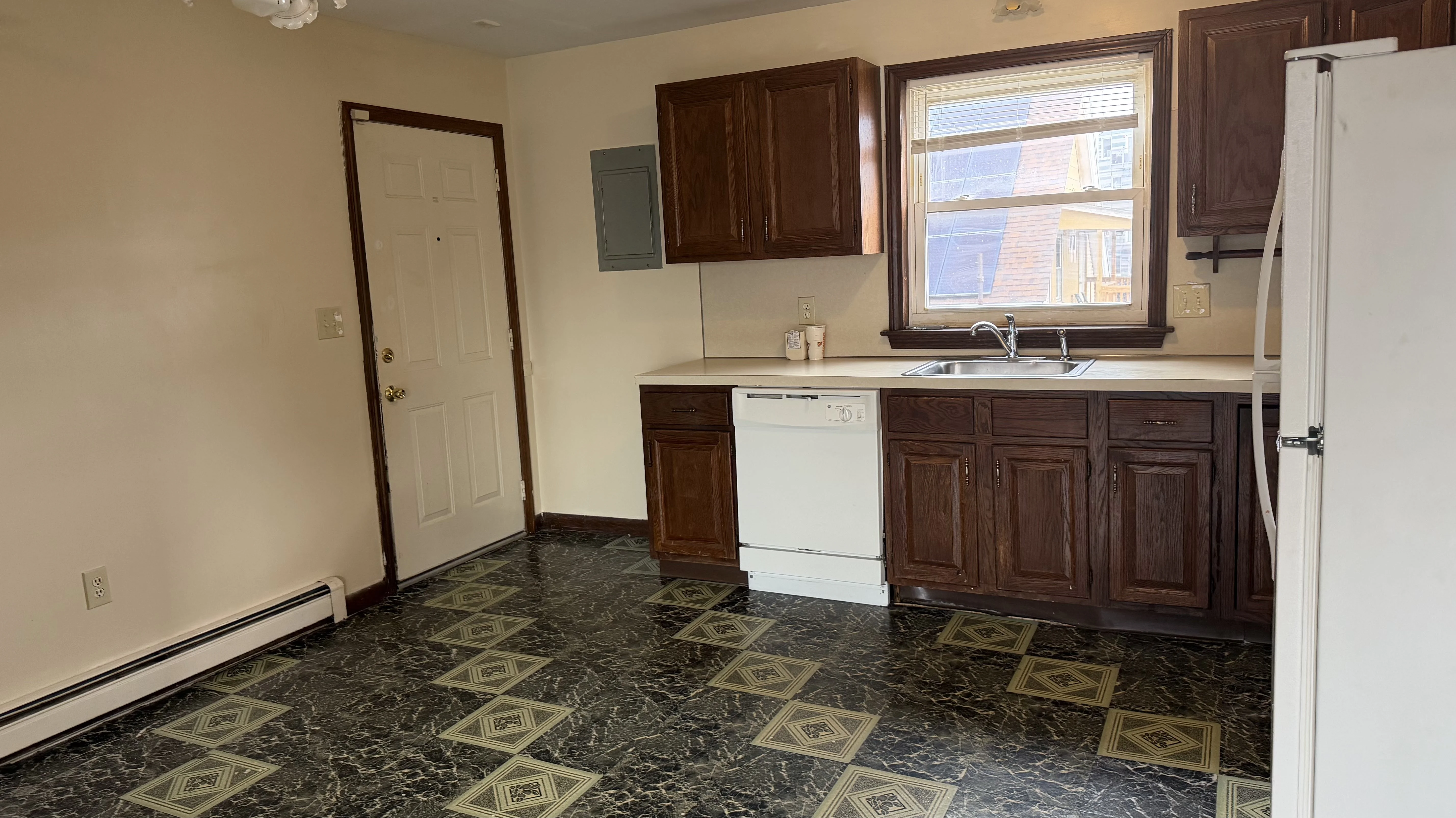 541 Revere St, Revere