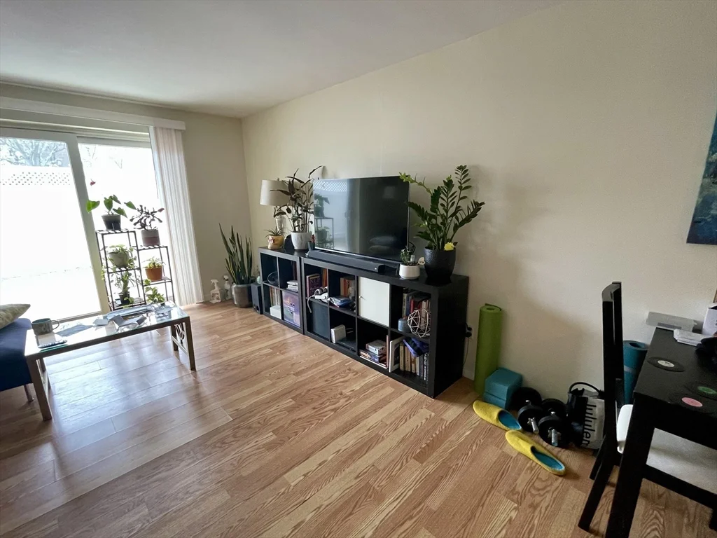 50 Green St, Coolidge Corner