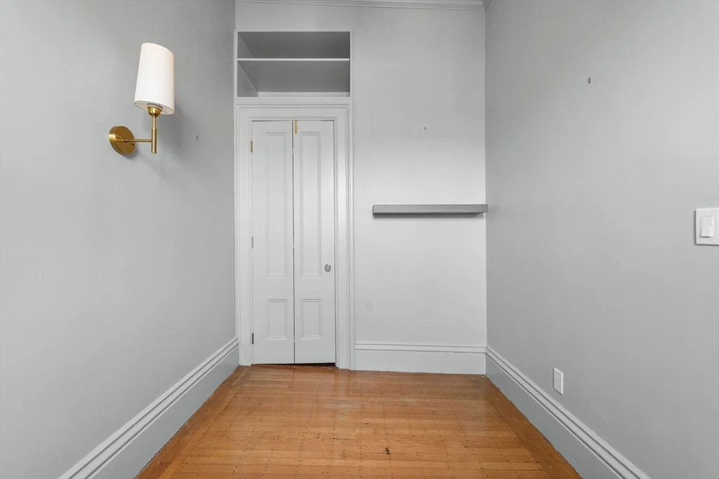 348 Marlborough St, Back Bay