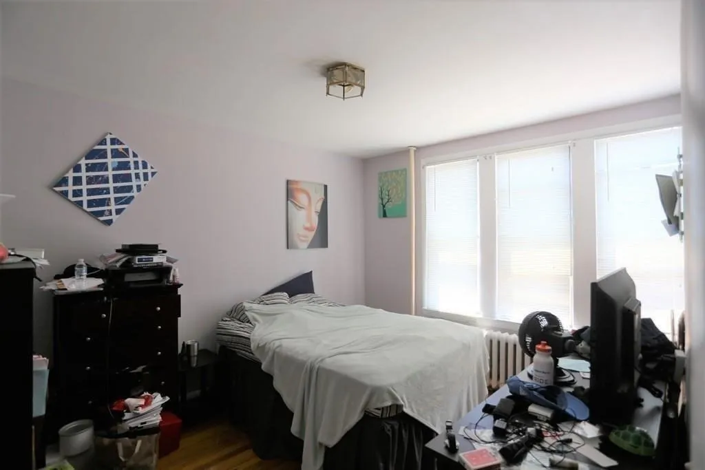 4 Commonwealth Ct, Brighton