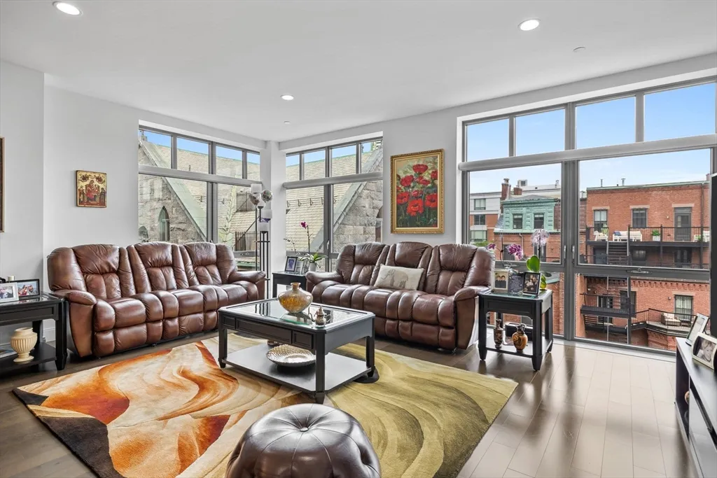 150 Dorchester Ave, South Boston