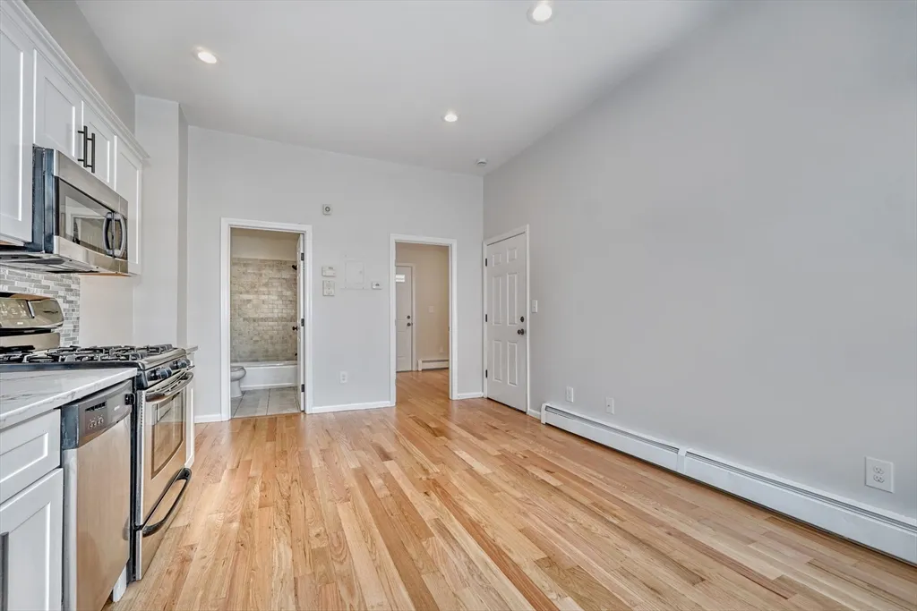 136 West Sixth St, South Boston