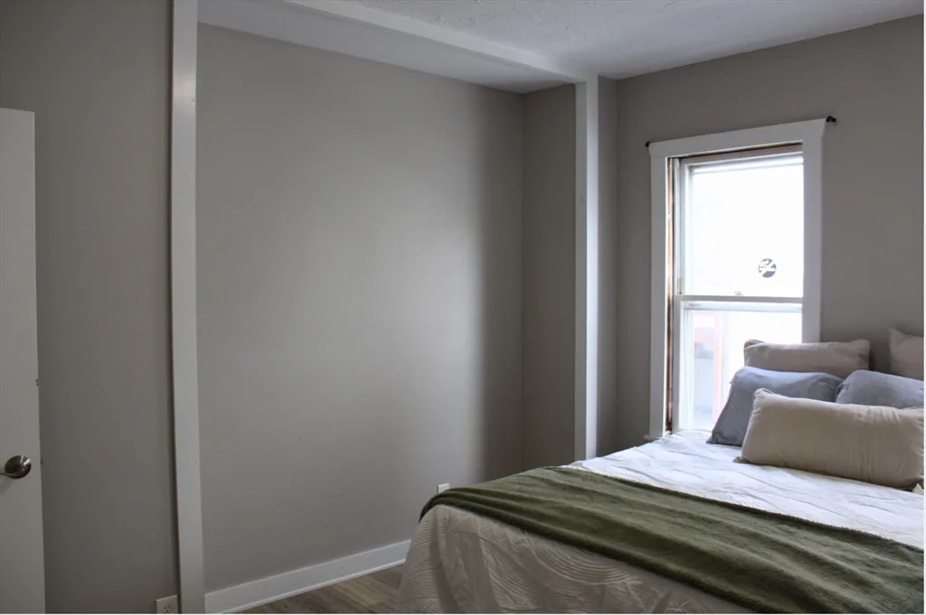 4 Northend St, Peabody