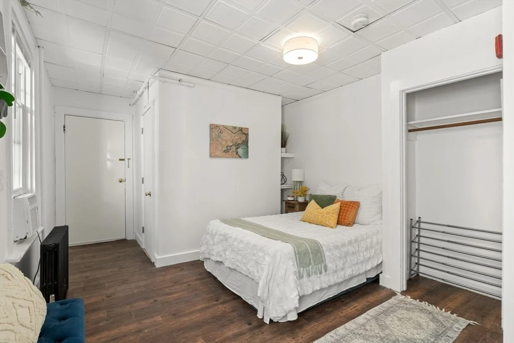 928 Dorchester Ave, Dorchester