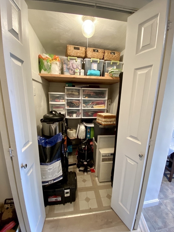 1734 Commonwealth Ave, Brighton