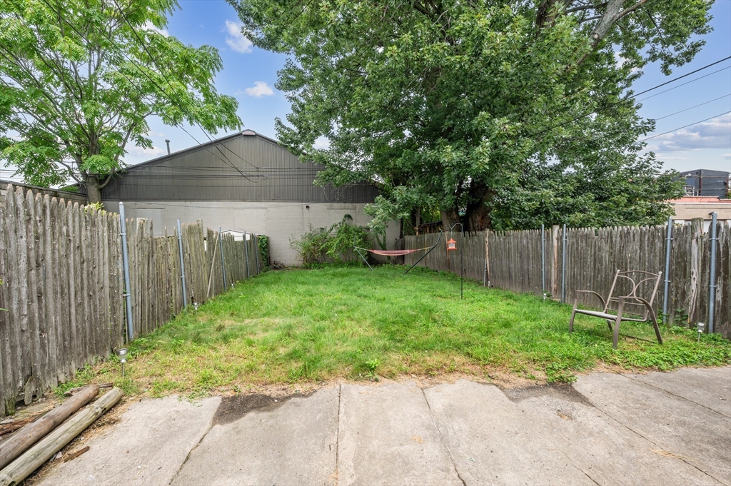 88 Wordsworth St, East Boston