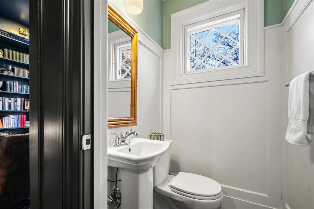 3 Mt Vernon Sq, Beacon Hill