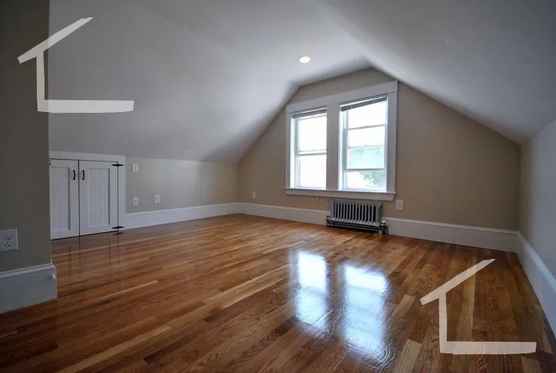 20 Tip Top St, Oak Square