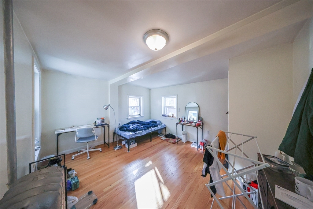 375 Prospect St, Wellington-Harrington