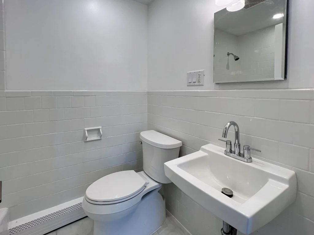 22 Chandler St, Watertown