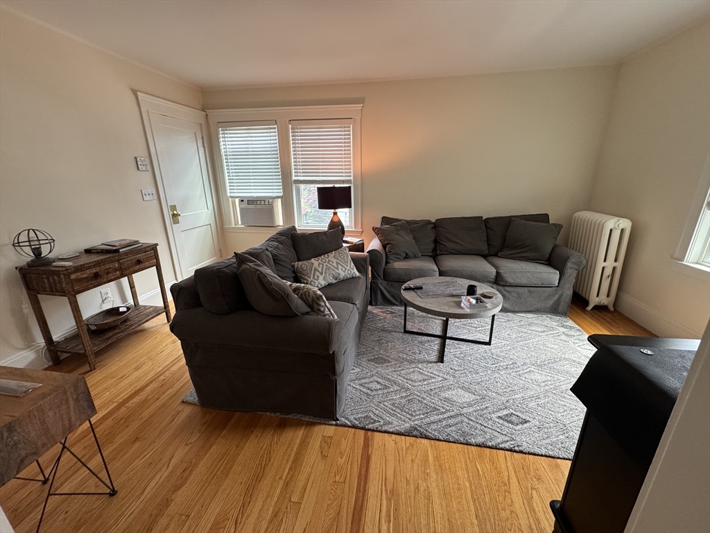 49 St John St, Jamaica Plain