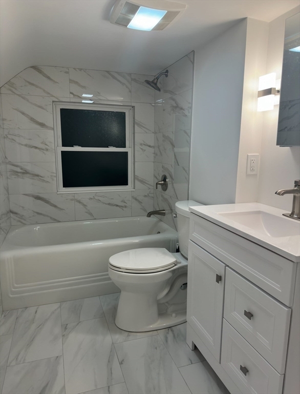 44 Dimmock St, Quincy