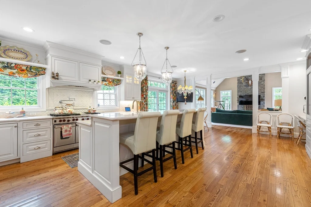 227 Rice Rd, Cochituate