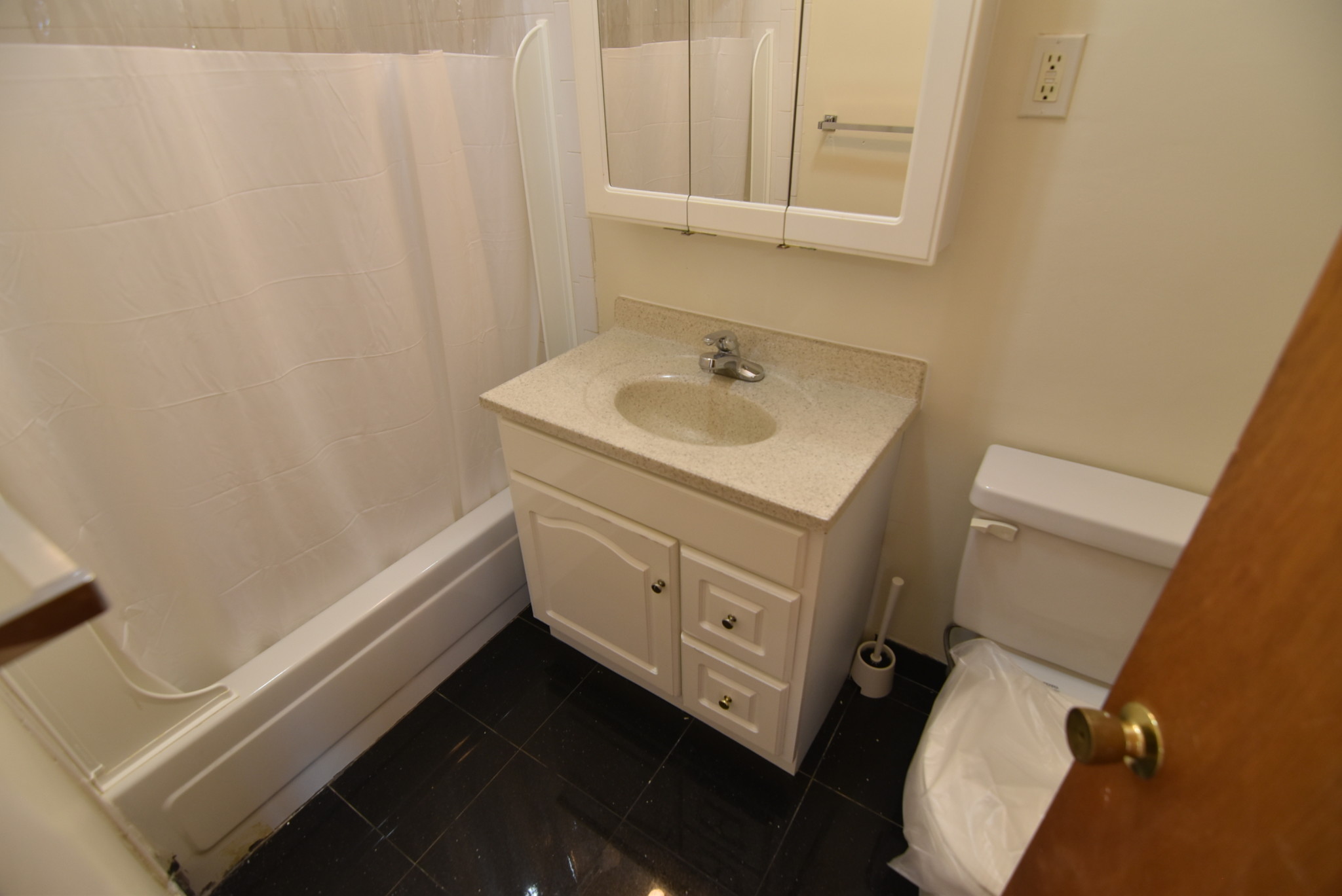 34 Gardner St, Allston