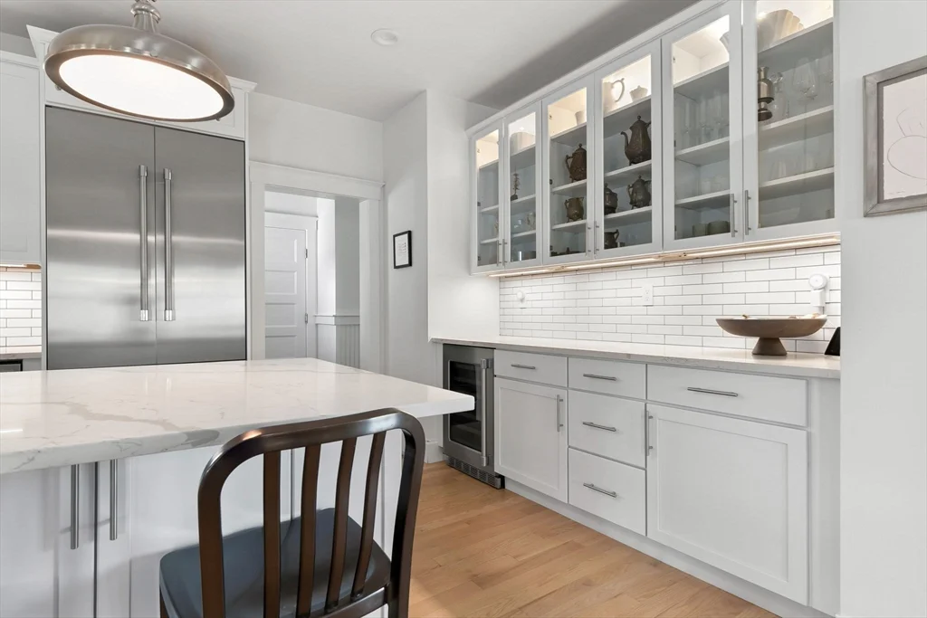 4 Gabaree Ct, Newburyport