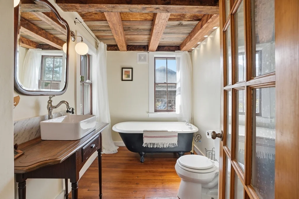 1 North St, Framingham