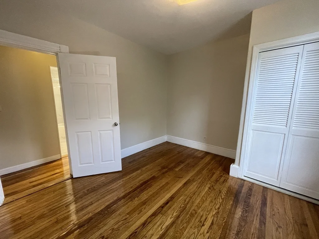 338 K St, South Boston