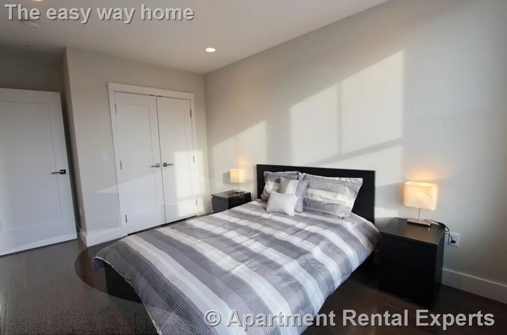 434 Mcgrath Hwy, Prospect Hill