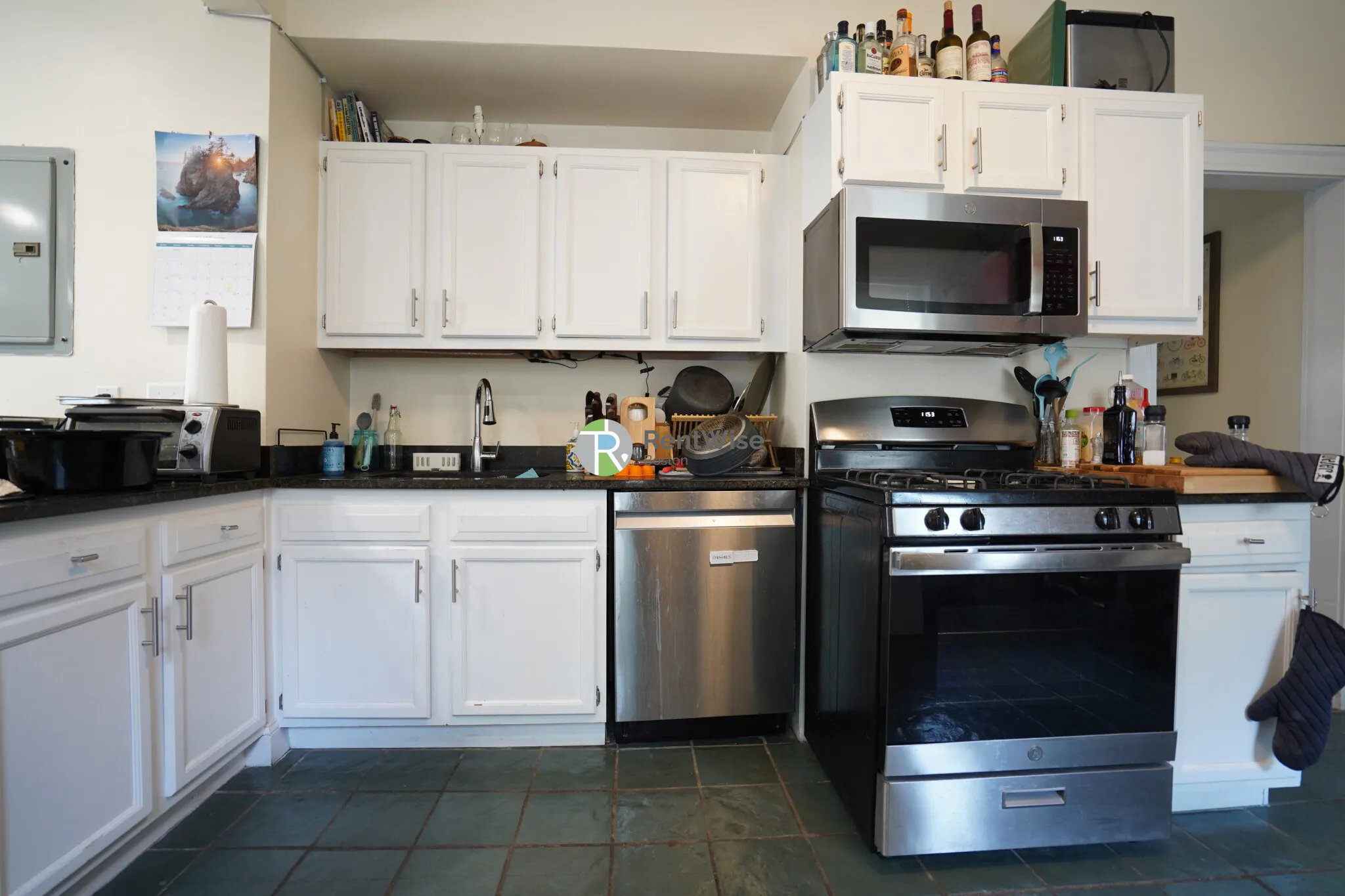 2572 Massachusetts Ave, North Cambridge