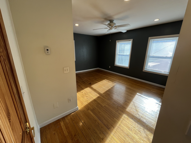 6 Alberta Ter, North Cambridge