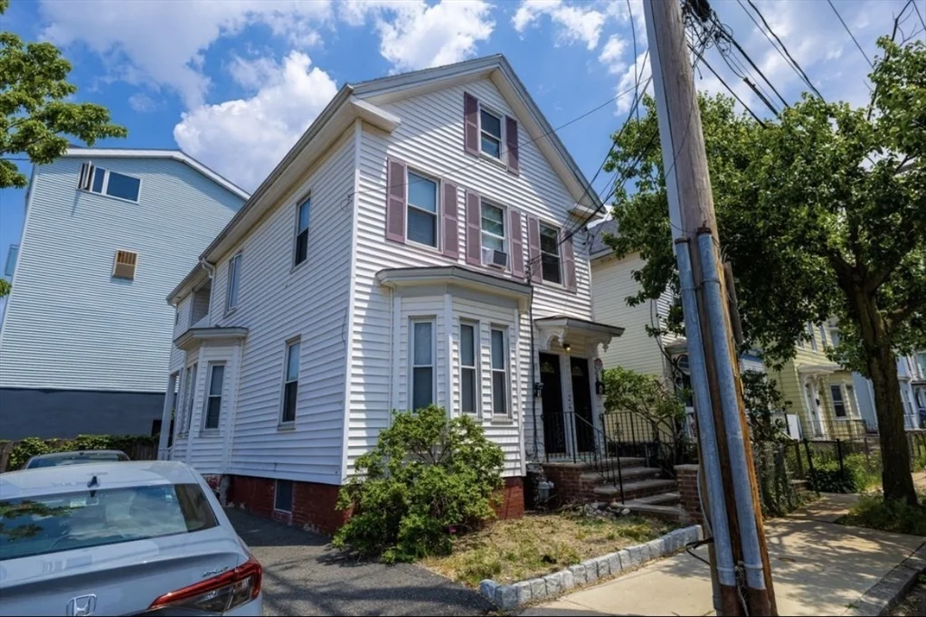 15 Ellsworth St, East Somerville