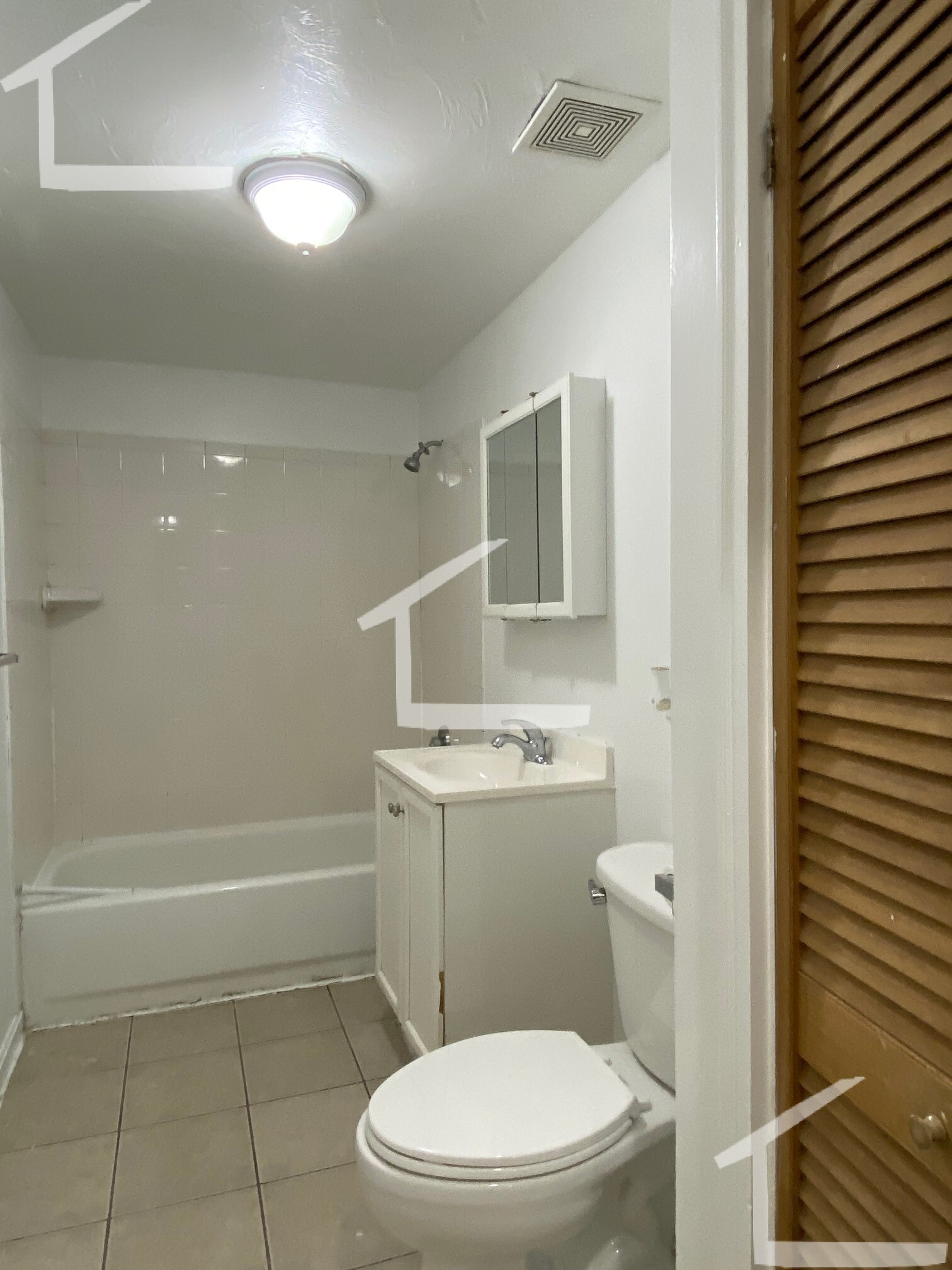 87 Brighton Ave, Allston