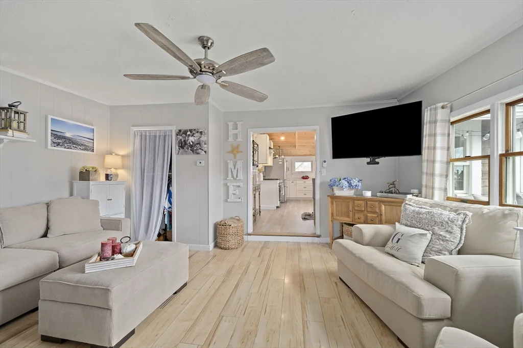 8 Water St, Marshfield