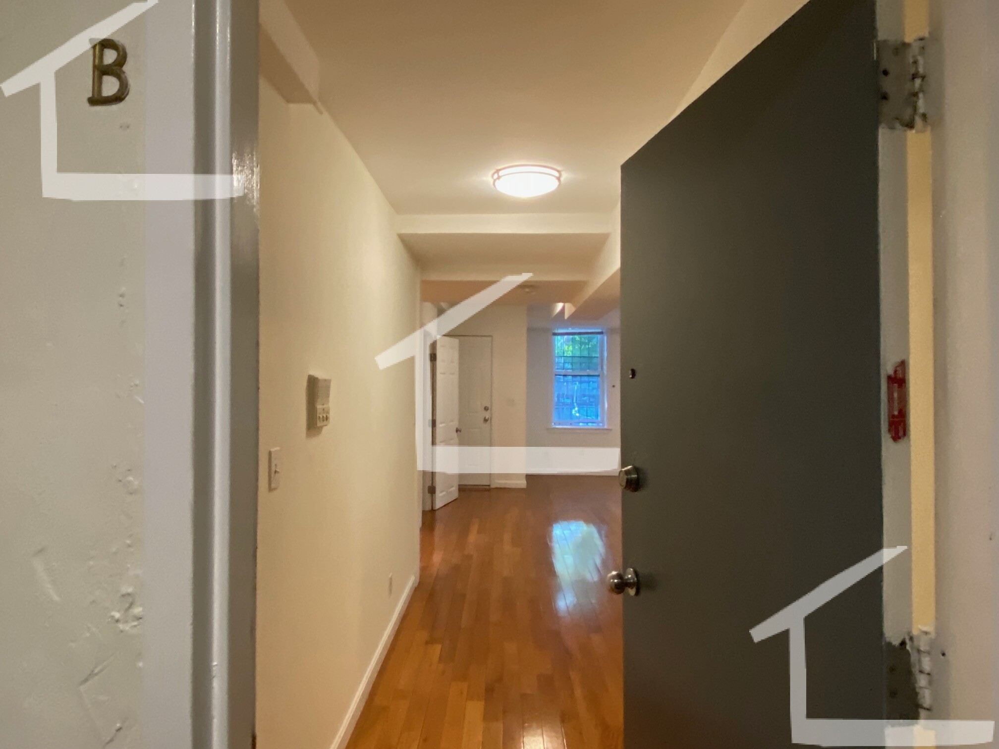 82 Brainerd Rd, Allston