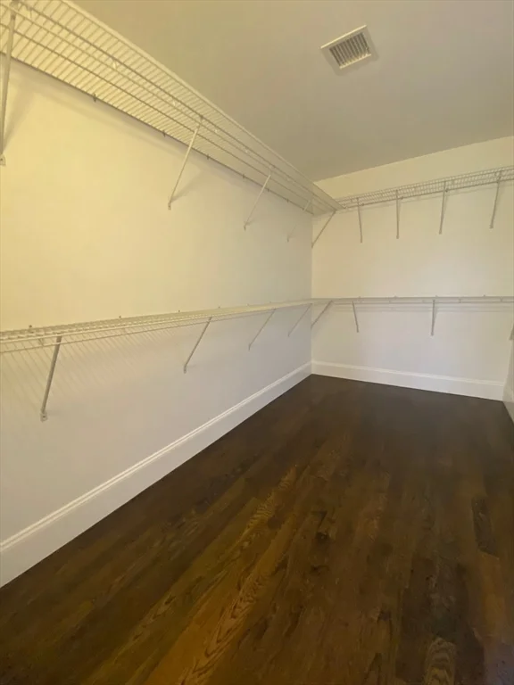 373 Crescent Ave, Chelsea