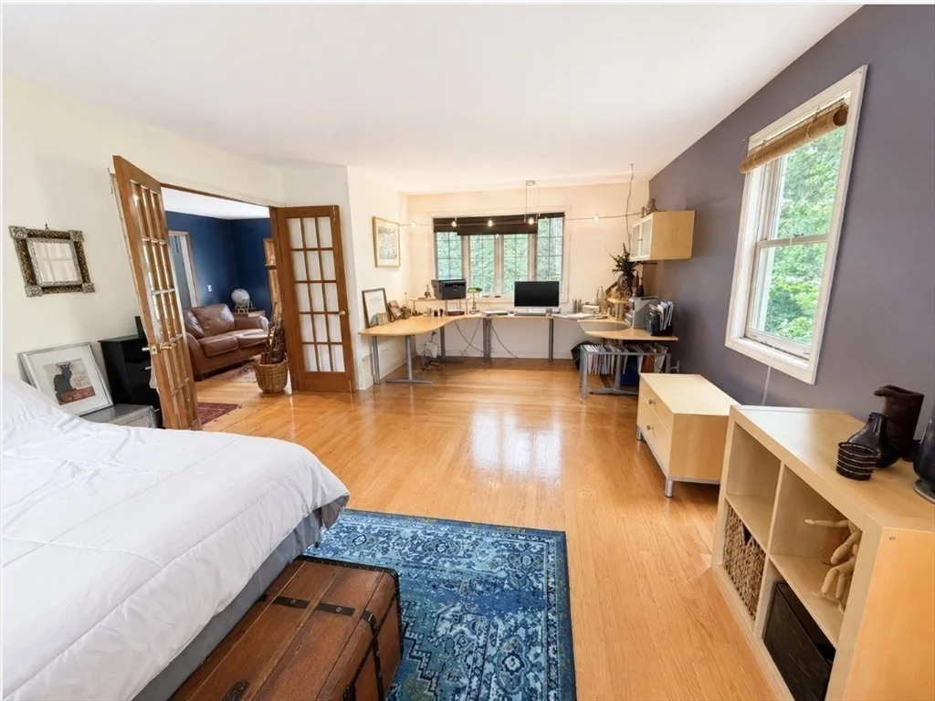 31 Woodside Circle, Sturbridge