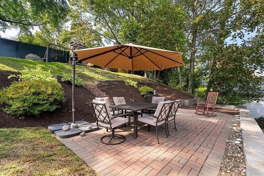 334 Mystic St, Arlington