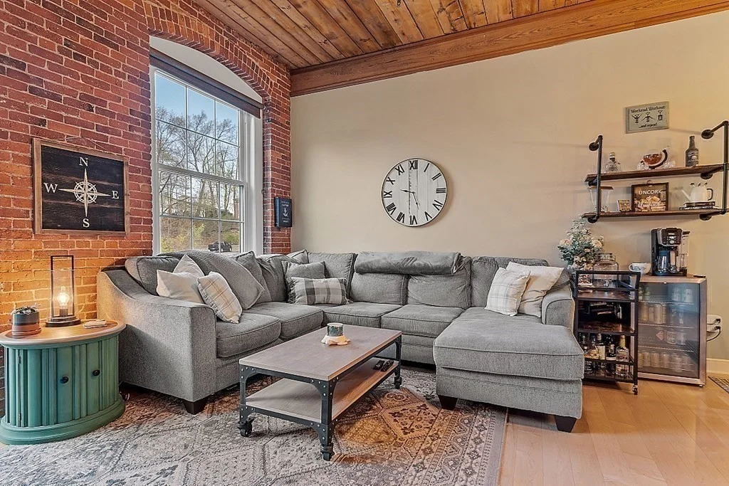 14 Sanford Rd, Medway
